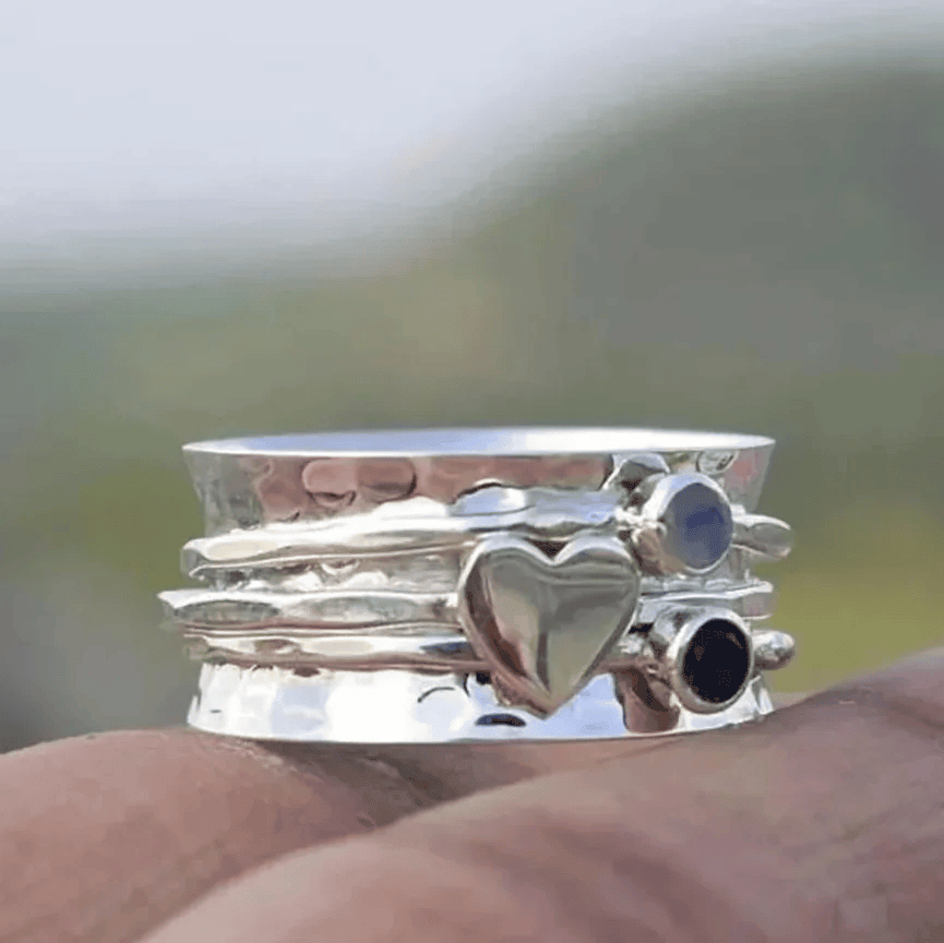 925 Vintage Silver Color Heart Cubic Zircon Ring